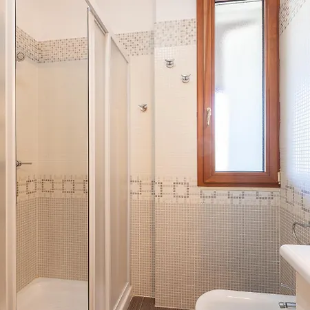 Casa Ariel - Intimo Con Balcone * Torre San Giovanni Ugento