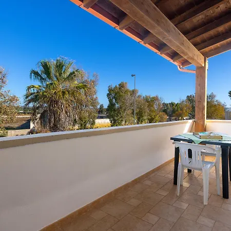 Casa Ariel - Relax Di Coppia Vicino Alla Spiaggia Daire Torre San Giovanni Ugento